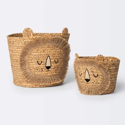 Braided Water Hyacinth Medium Round Storage Basket - Lion - Cloud Island™ 3 Braided Water Hyacinth Medium Round Storage Basket - Lion - Cloud Island™ - Image 3