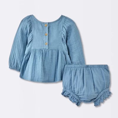 Baby Girls' 2pc Embroidered Floral Gauze Top & Bottom Set - Cloud Island™ Blue -Cloud Island GUEST 3107dc17 cf63 4f7d af94 4c0f395ff749