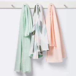 Muslin Swaddle Blankets Blooms - Cloud Island™ 3pk