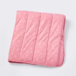 Rayon From Bamboo Jersey Quilted Blanket - Ditsy Floral - Pink - Cloud Island™ 7 Rayon From Bamboo Jersey Quilted Blanket - Ditsy Floral - Pink - Cloud Island™ -Cloud Island GUEST e47fb1ed ca66 41ff 9a48 85ecea9e6548